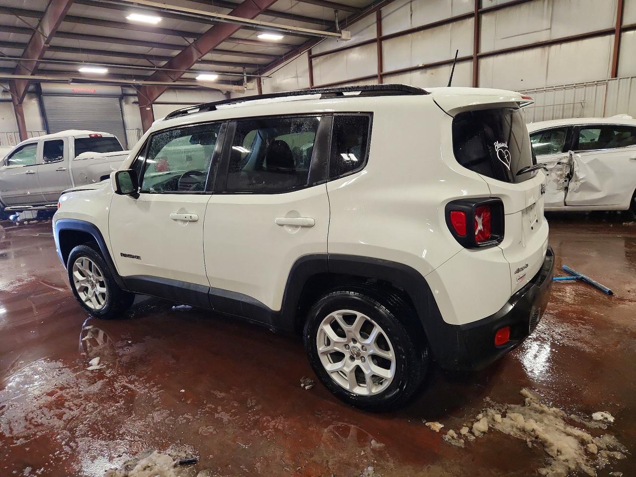 2018 Jeep Renegade Latitude - Фото 2