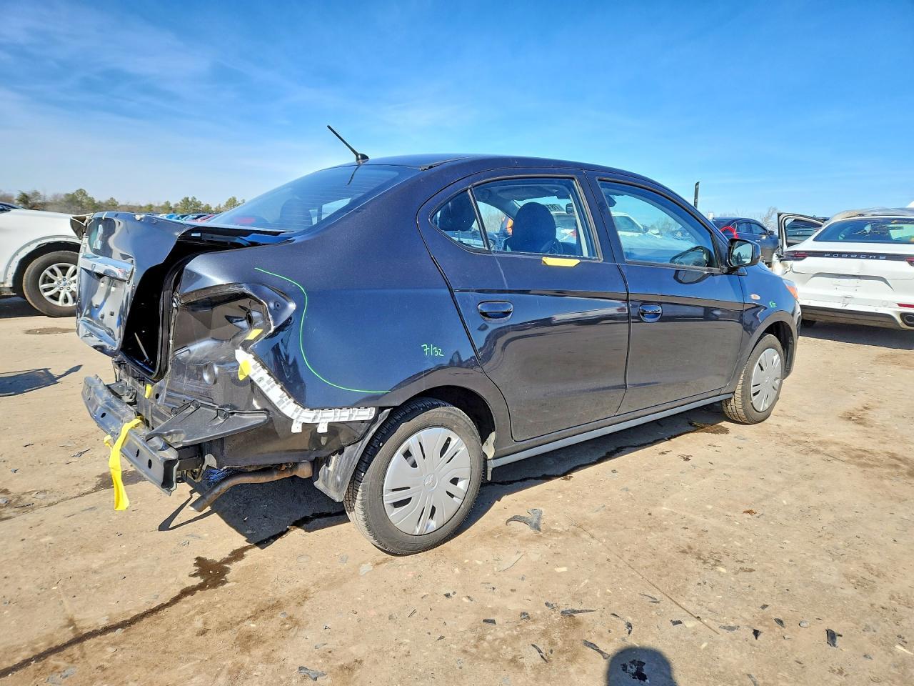 2024 Mitsubishi Mirage G4 Es - Image 3