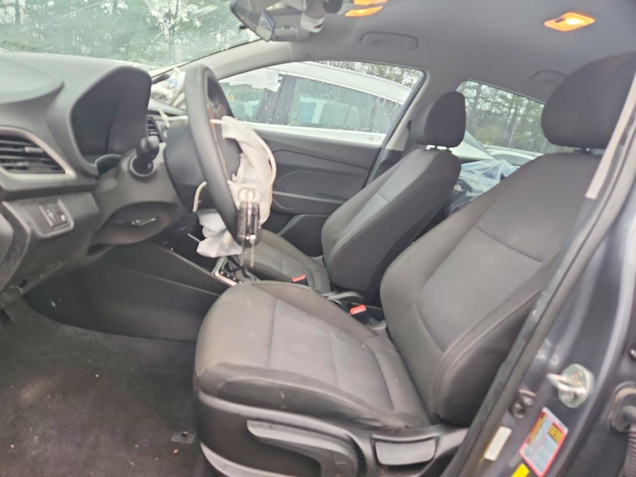 2019 Hyundai Accent Se - Фото 7