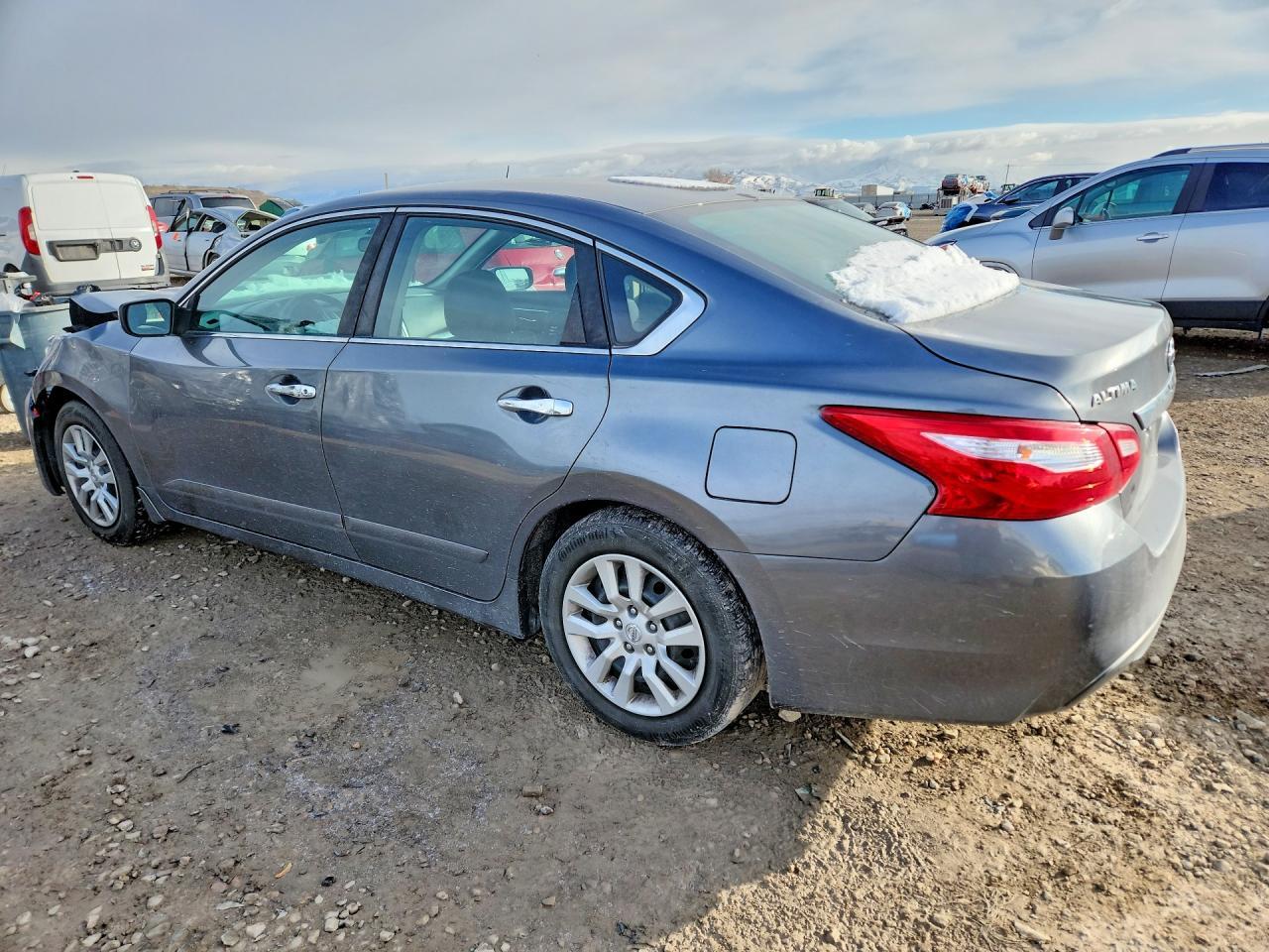 2017 Nissan Altima 2.5 - Фото 2