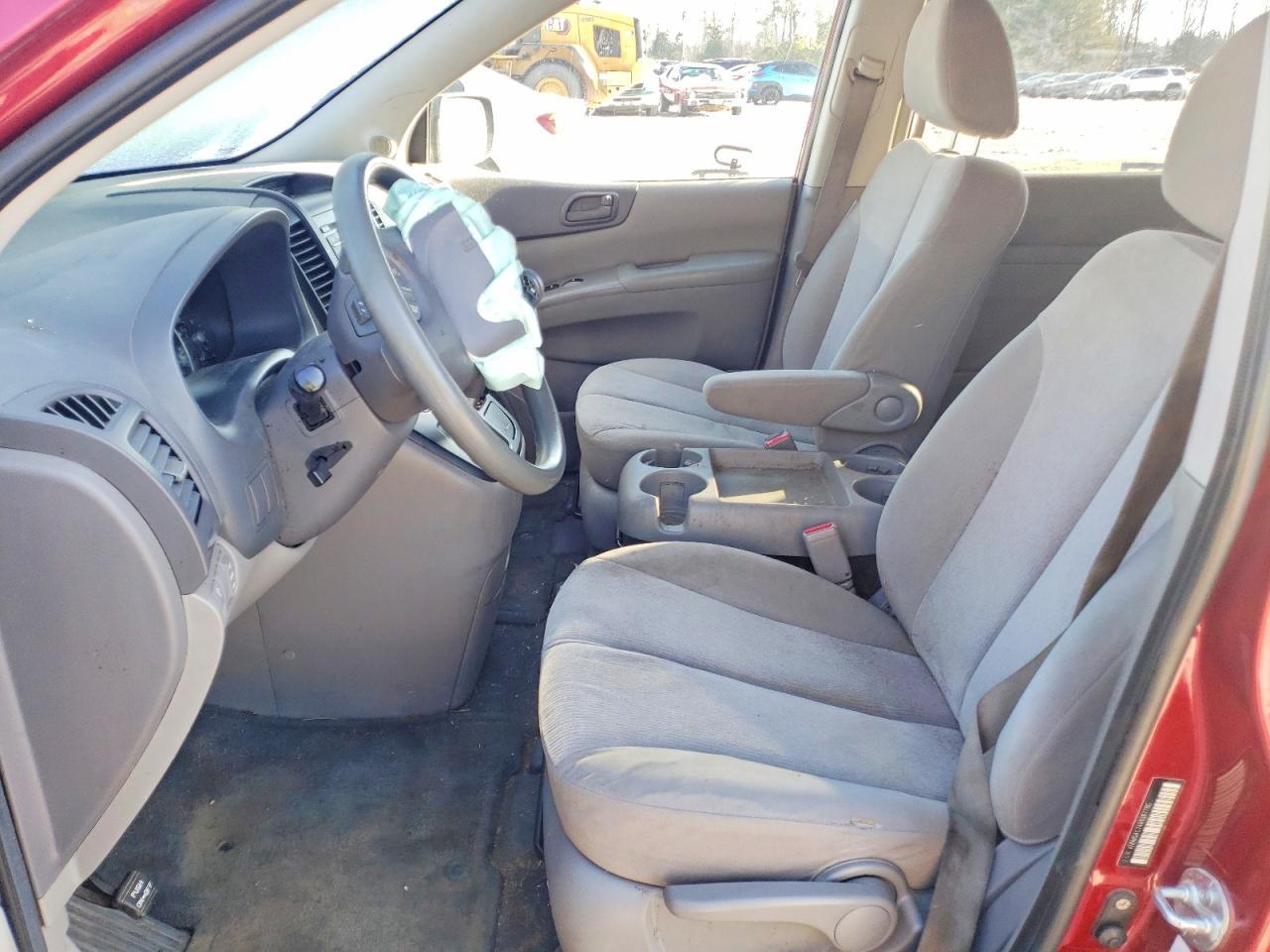 2011 Kia Sedona Lx - Фото 7