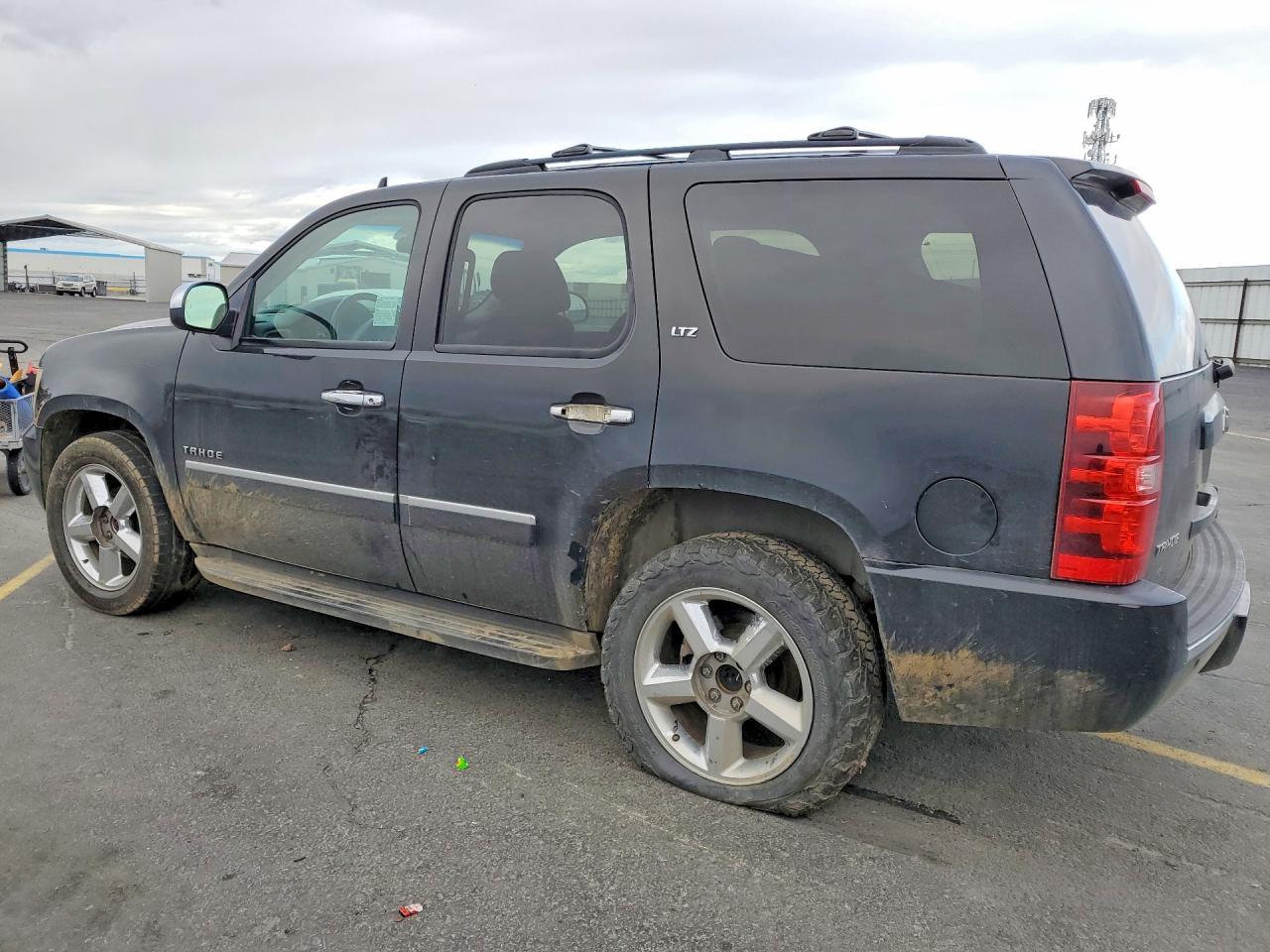 2011 Chevrolet Tahoe K1500 Ltz - Фото 2