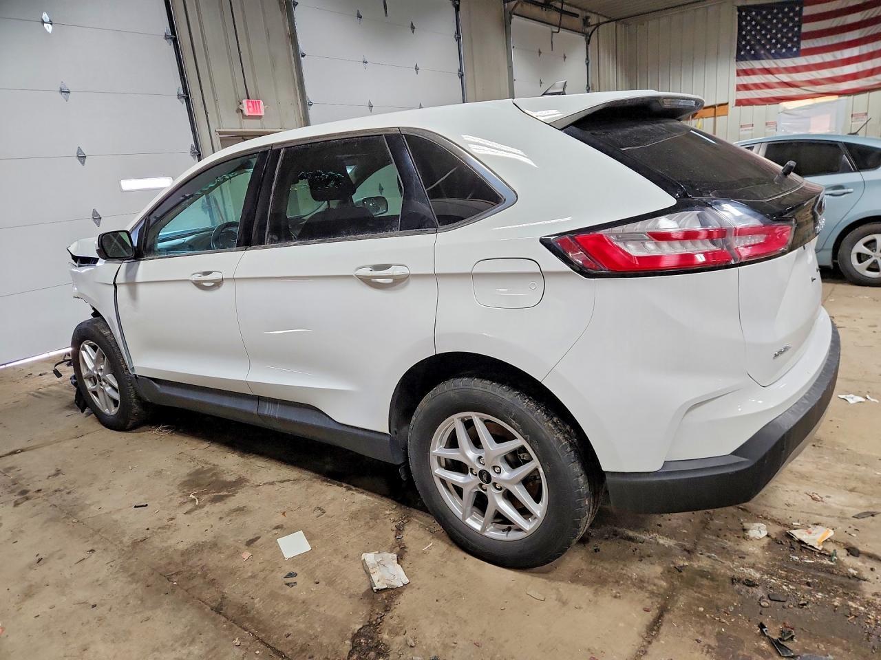 2024 Ford Edge Sel - Image 2