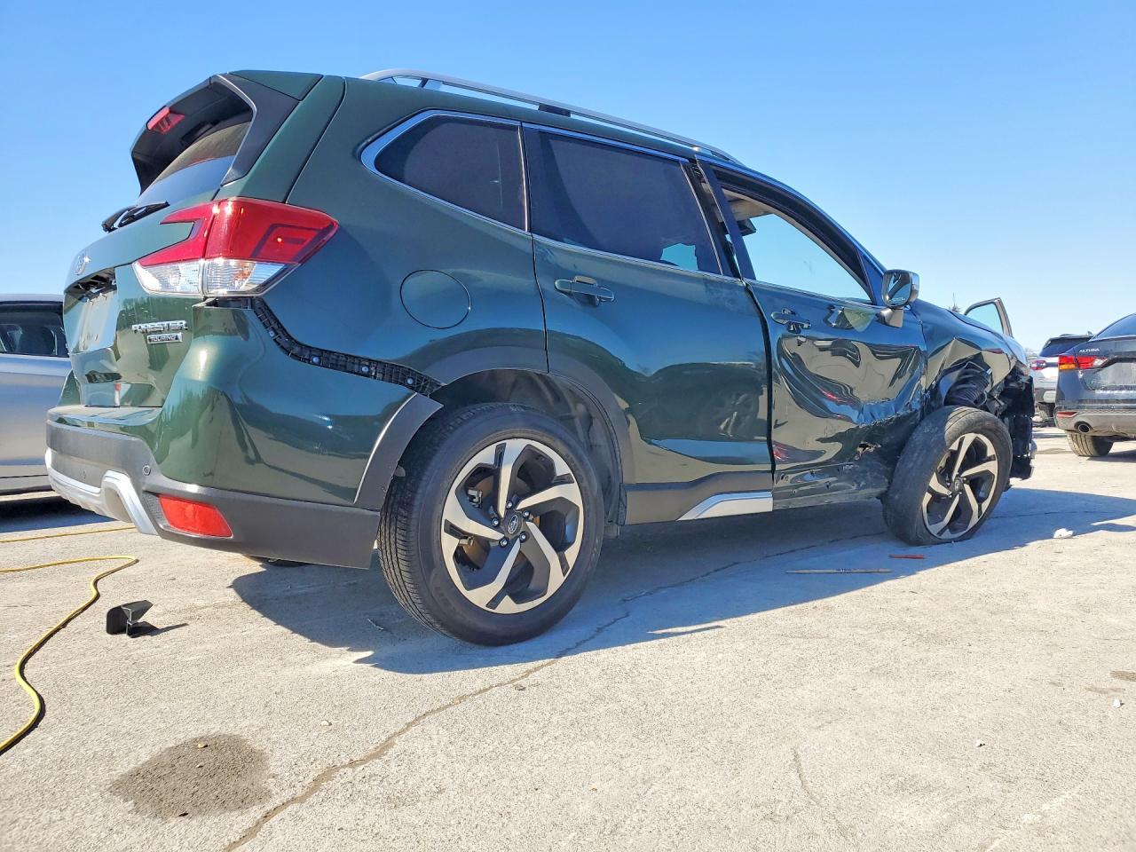 2022 Subaru Forester Touring - Фото 3