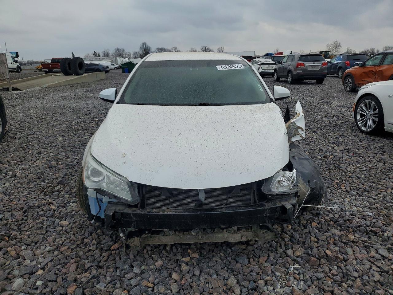2015 Toyota Camry Le - Фото 5