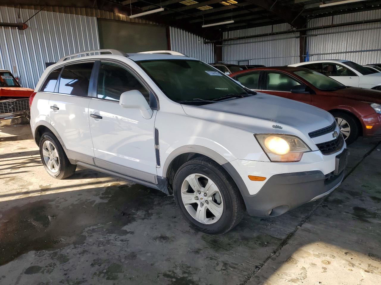 2014 Chevrolet Captiva Ls - Image 4