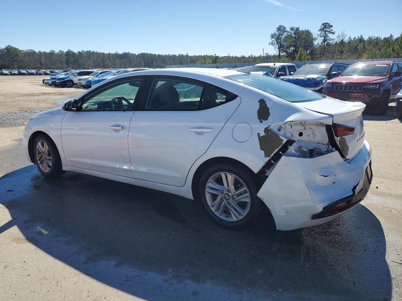 2019 Hyundai Elantra Sel - Фото 2