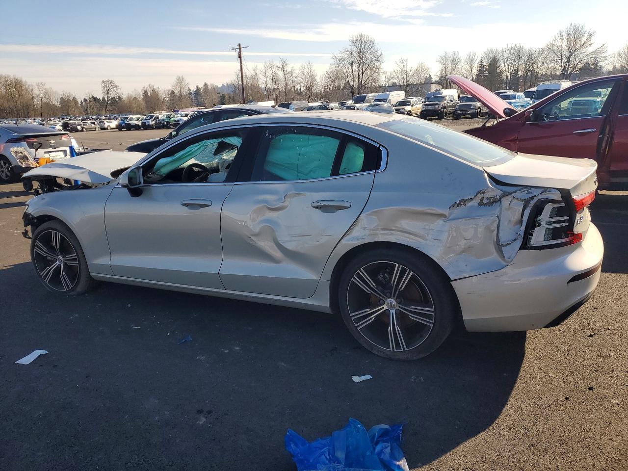 2019 Volvo S60 T5 Inscription - Фото 2