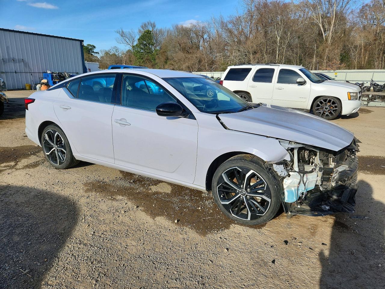 2024 Nissan Altima 2.5 Sr - Image 4