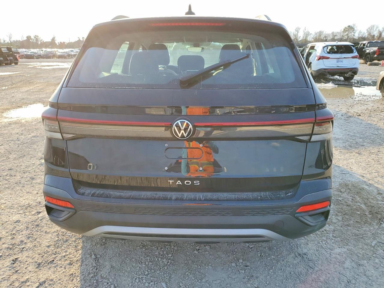 2025 Volkswagen Taos S - Image 6