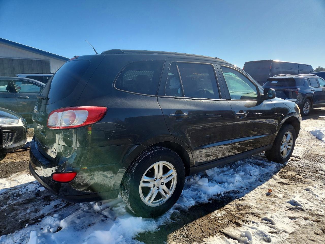 2011 Hyundai Santa Fe Gls - Image 3