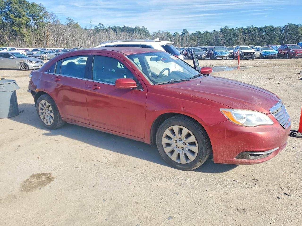 2014 Chrysler 200 Lx - Фото 4