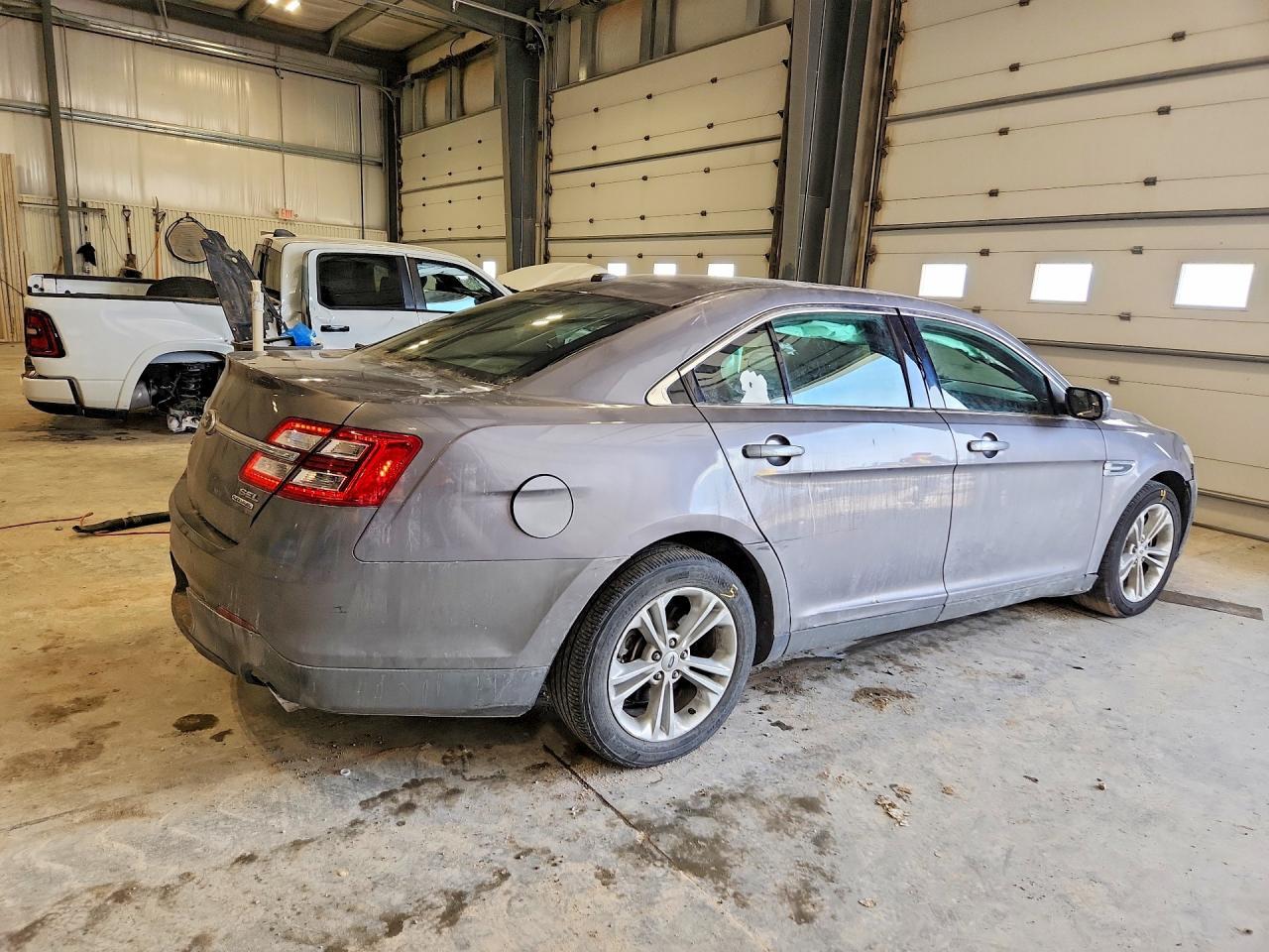 2013 Ford Taurus Sel - Image 3