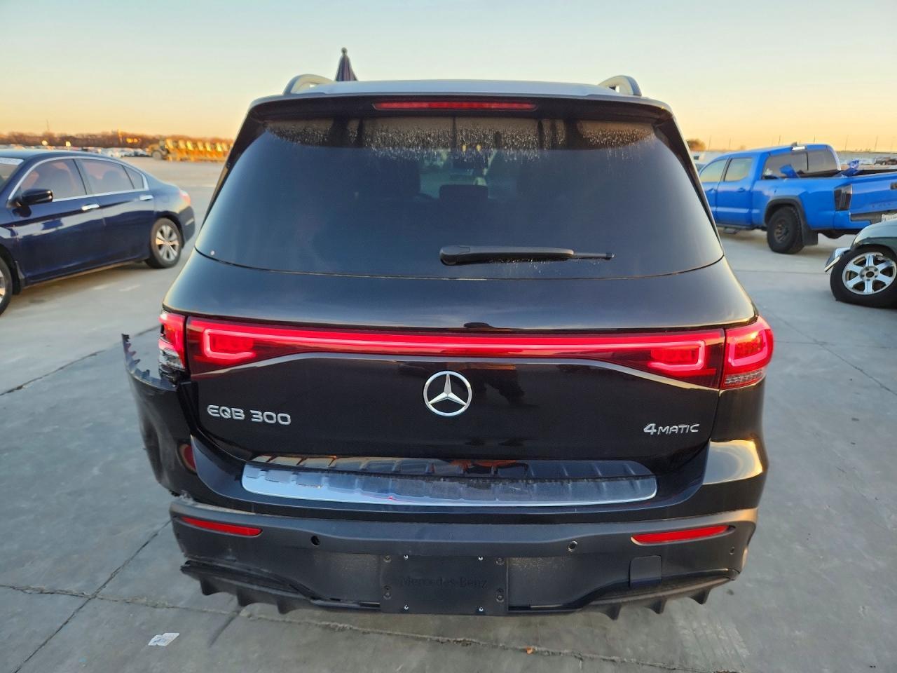 2023 Mercedes-Benz Eqb 300 4Matic - Image 6