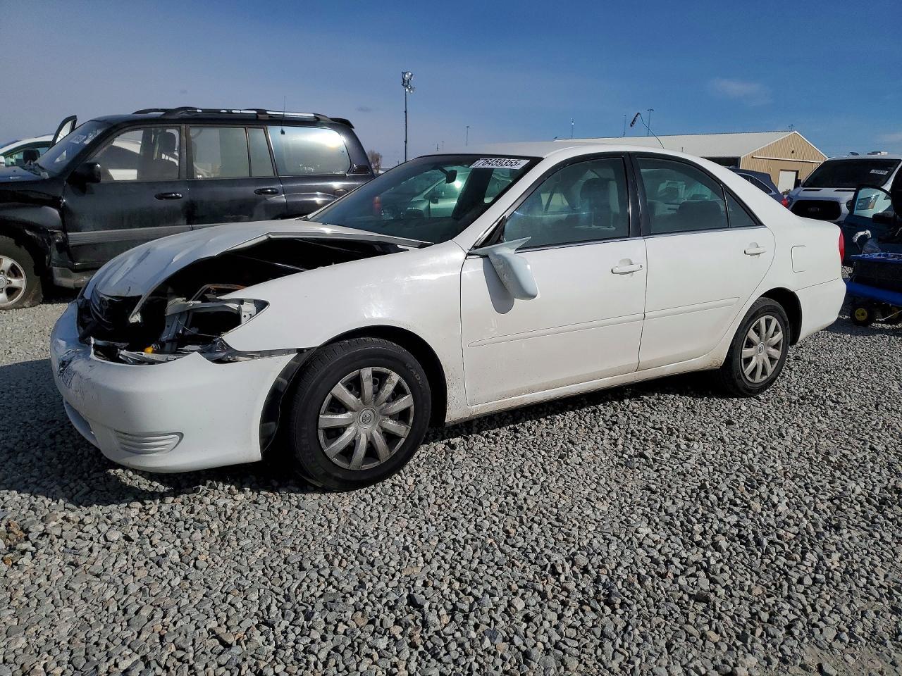 2005 Toyota Camry Le