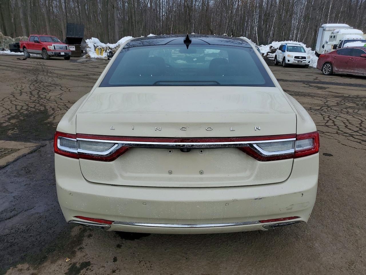 2018 Lincoln Continental Select - Фото 6