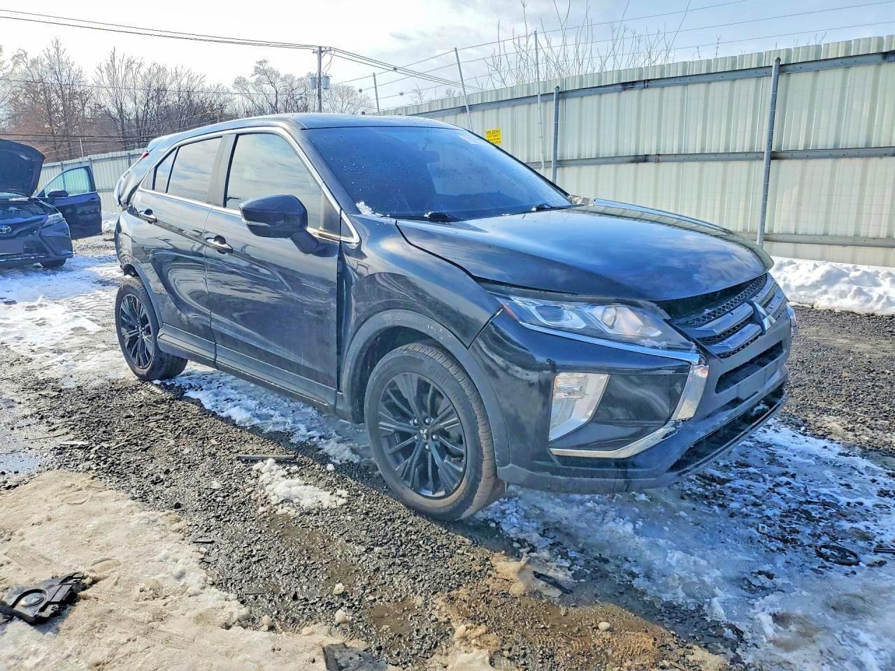 2018 Mitsubishi Eclipse Cross Le - Фото 4
