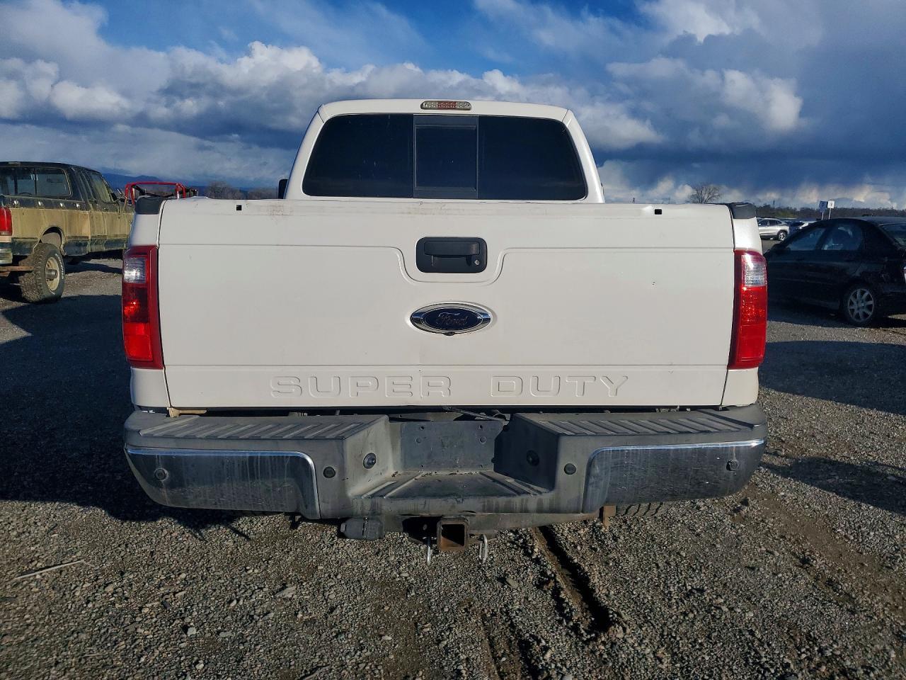 2015 Ford F250 Super Duty - Image 6