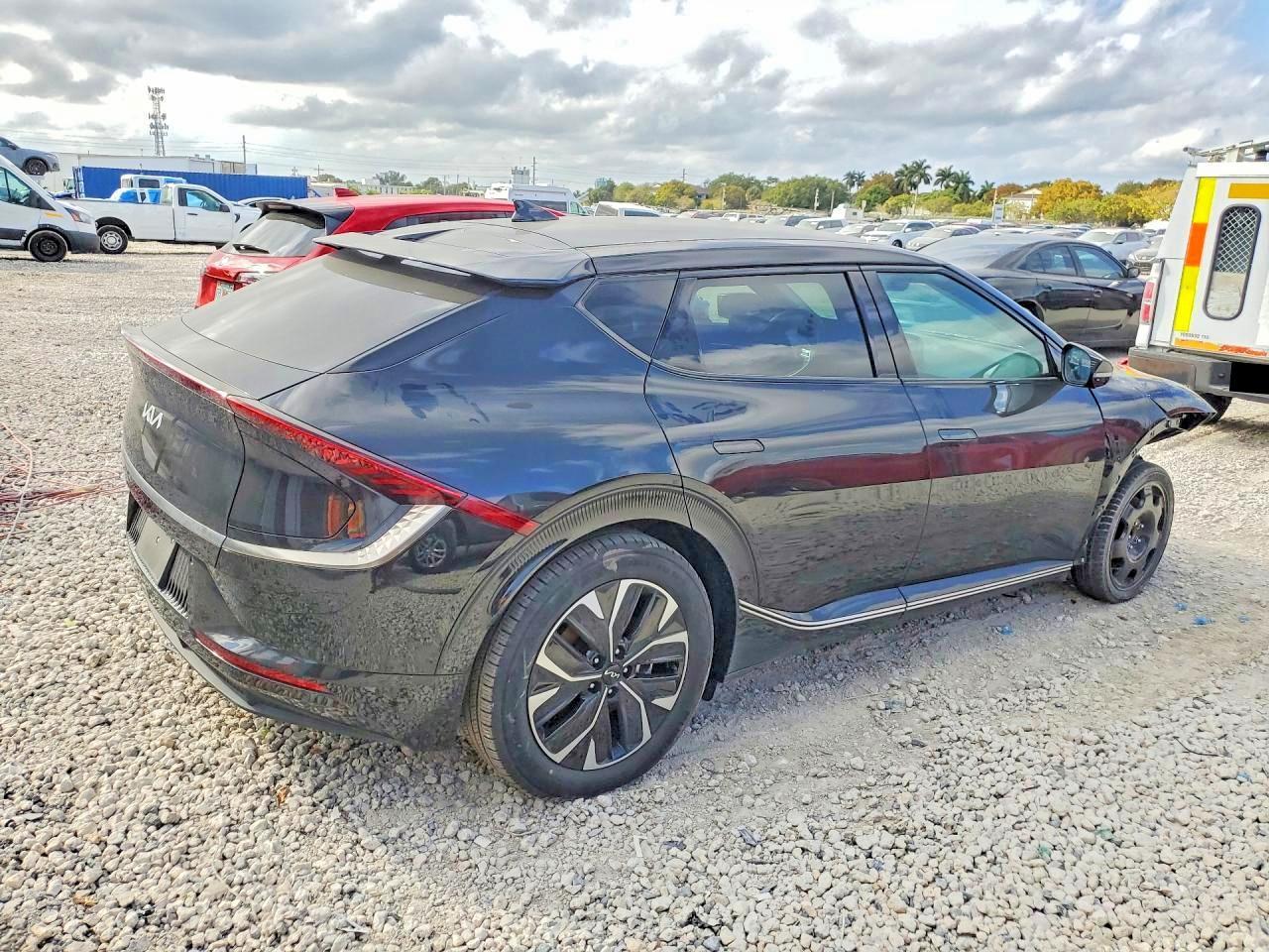 2024 Kia Ev6 Wind - Фото 3