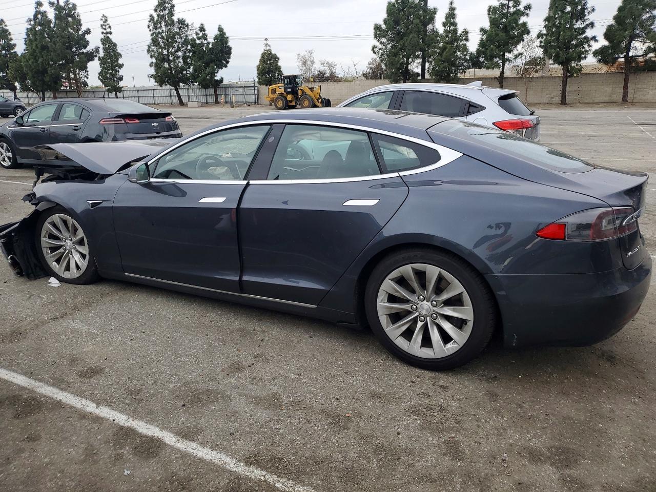 2018 Tesla Model S - Фото 2