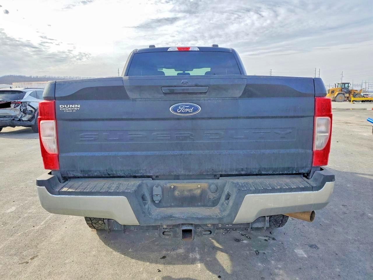 2020 Ford F250 Super Duty - Фото 6