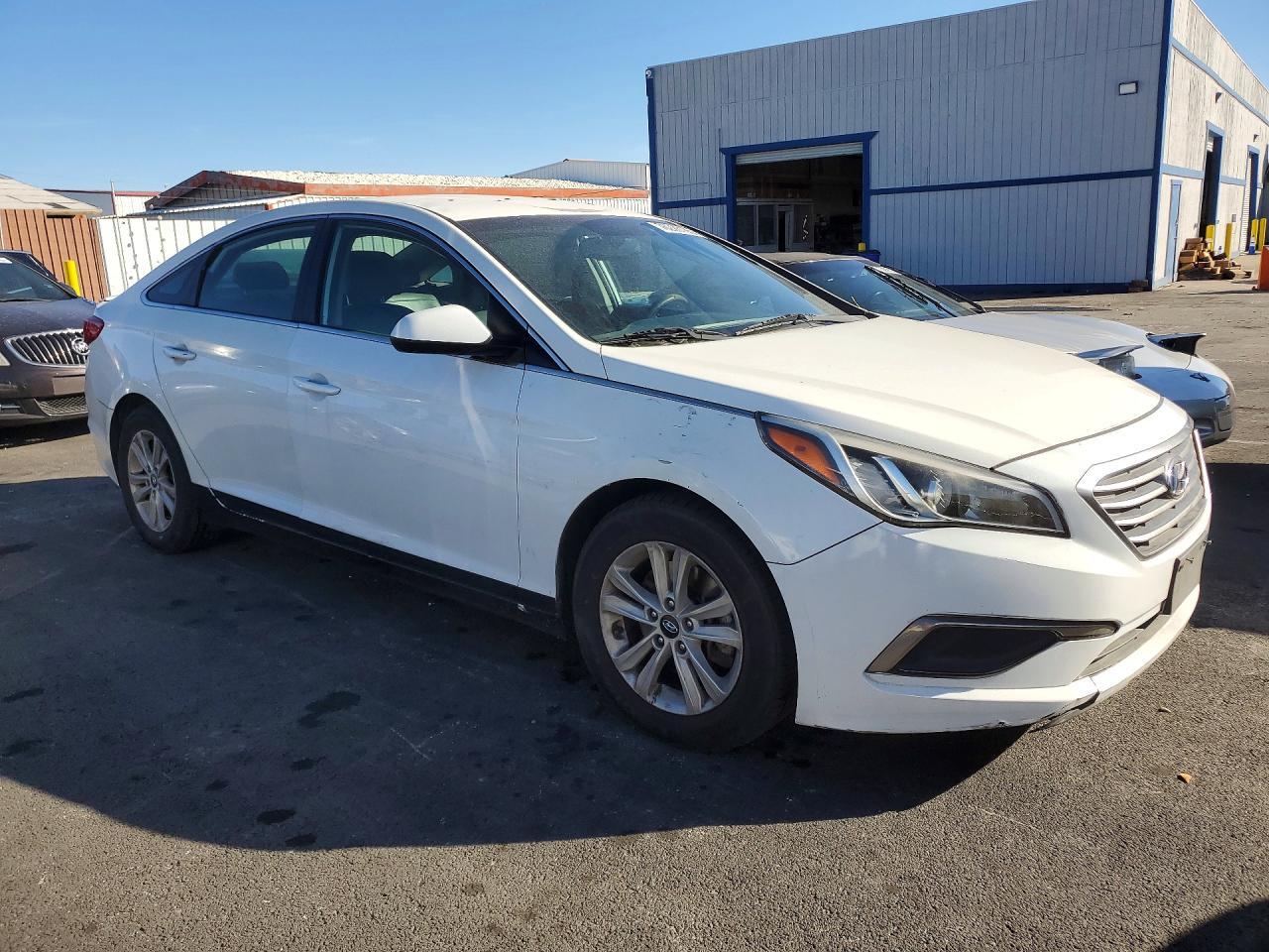 2016 Hyundai Sonata Se - Фото 4