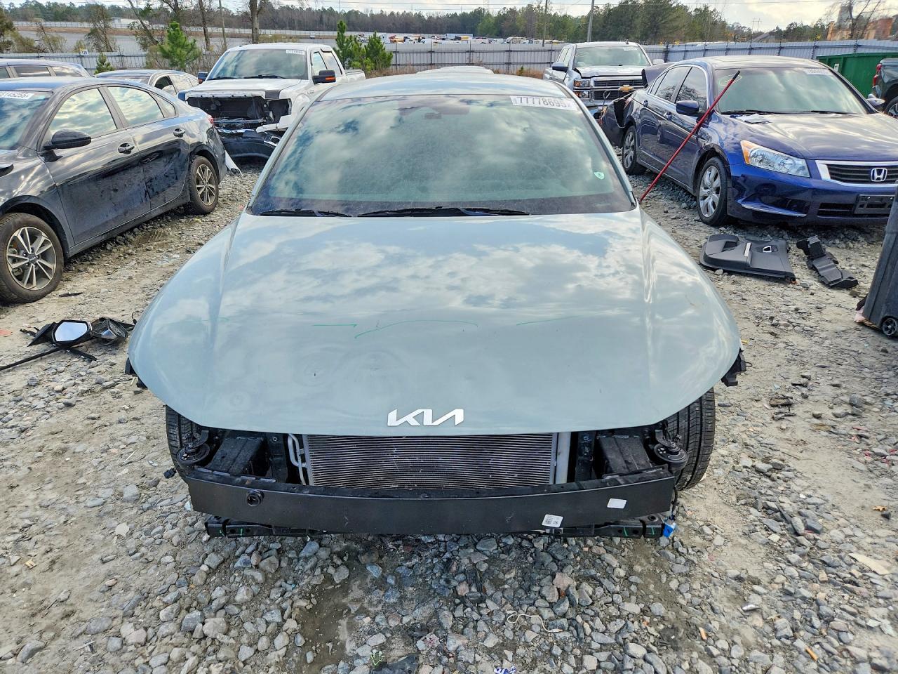 2025 Kia K4 Gt-Line - Фото 5
