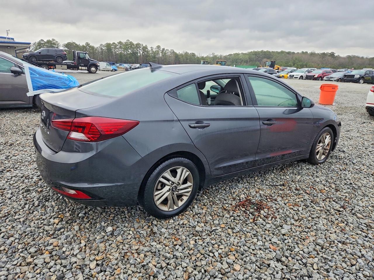 2020 Hyundai Elantra Sel - Фото 3