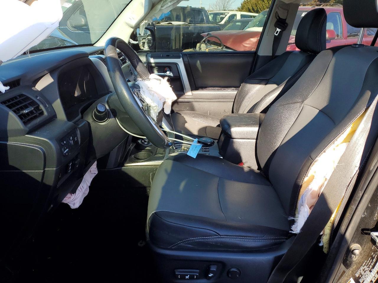2022 Toyota 4Runner Sr5 Premium - Image 7