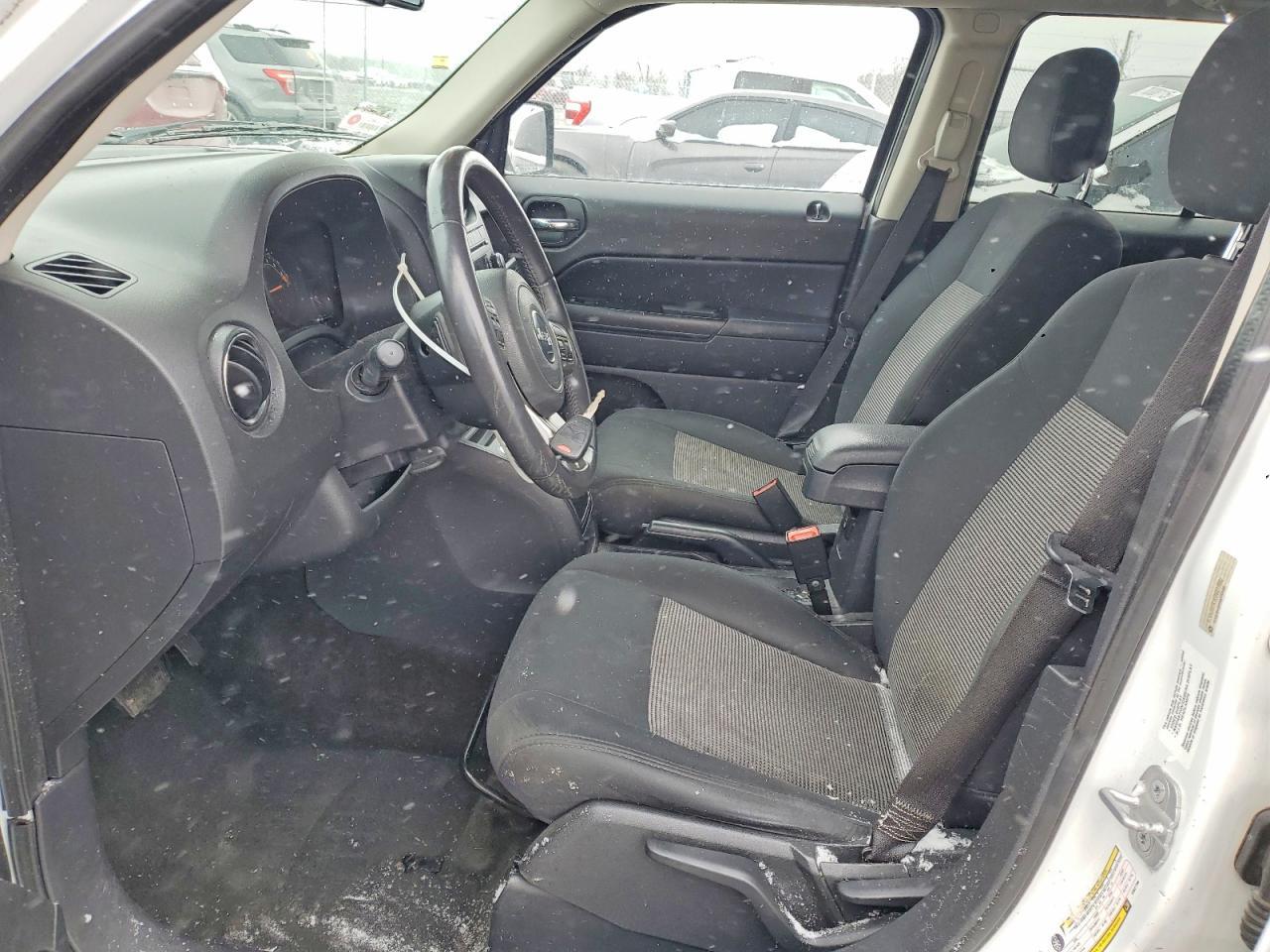 2014 Jeep Patriot Latitude - Фото 7