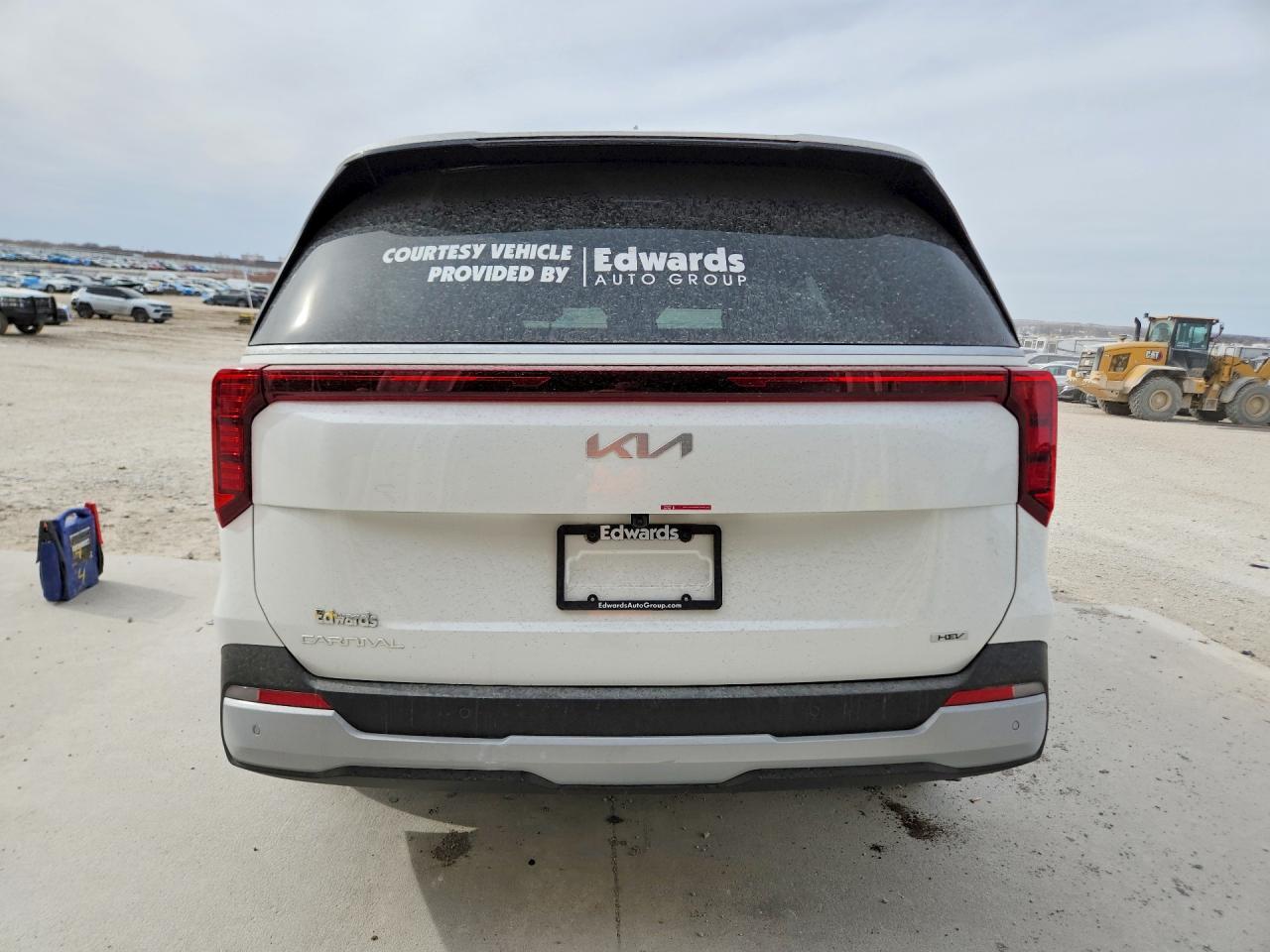 2025 Kia Carnival Lxs - Фото 6