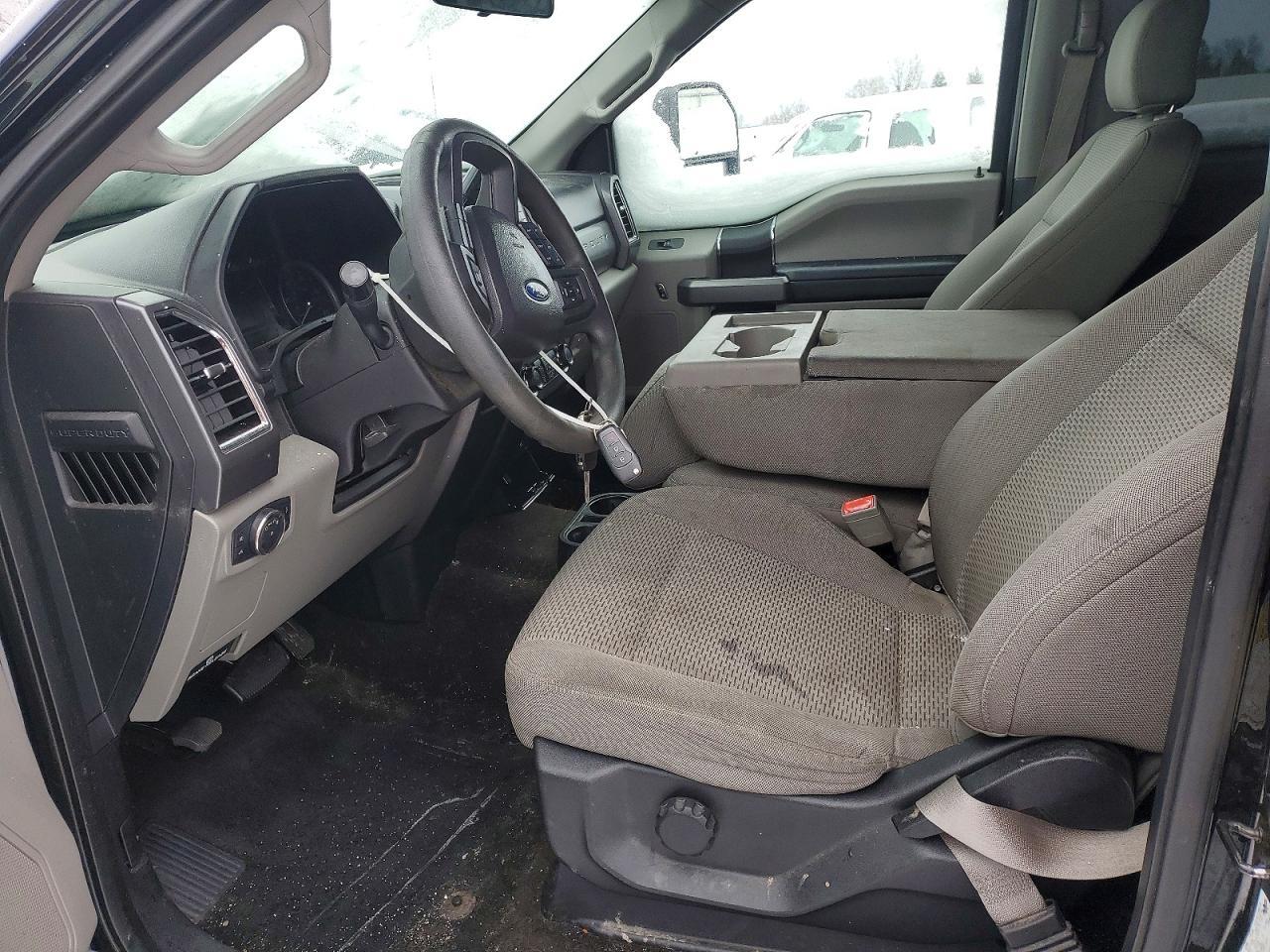 2018 Ford F250 Super Duty - Image 7