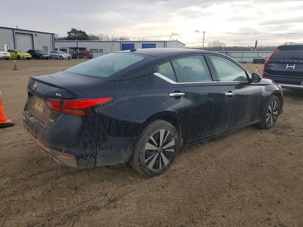 2022 Nissan Altima Sv - Фото 3