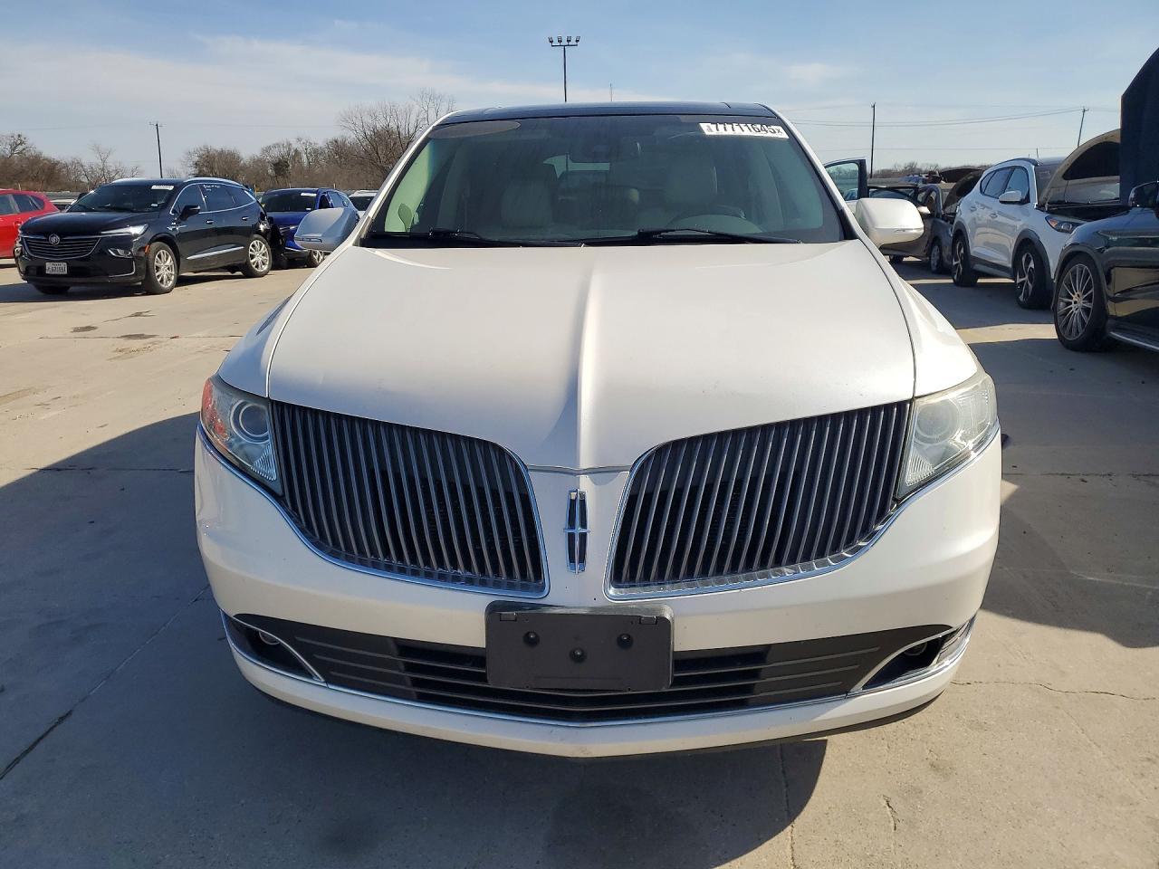 2014 Lincoln Mkt - Фото 5