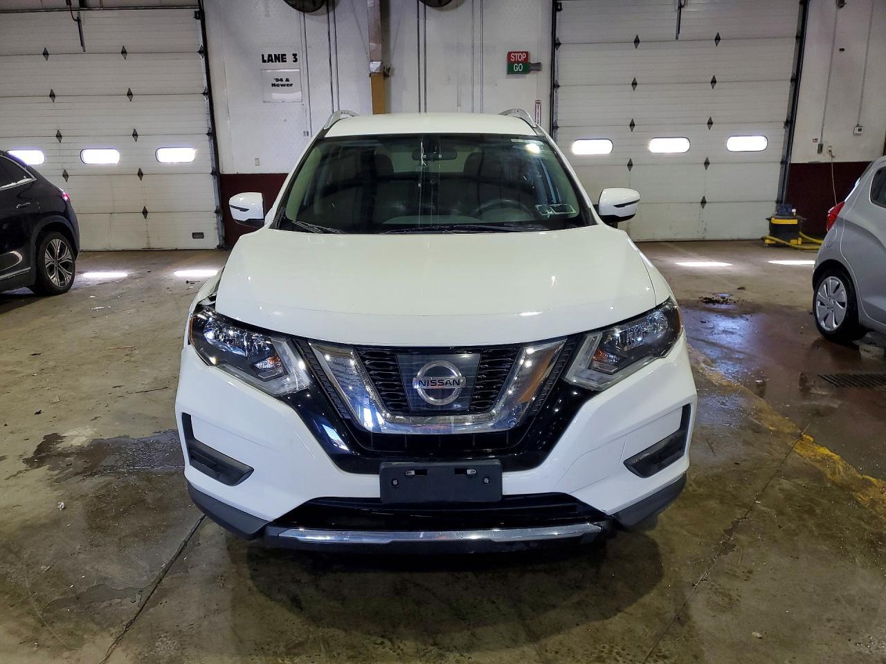 2017 Nissan Rogue Sv - Image 5