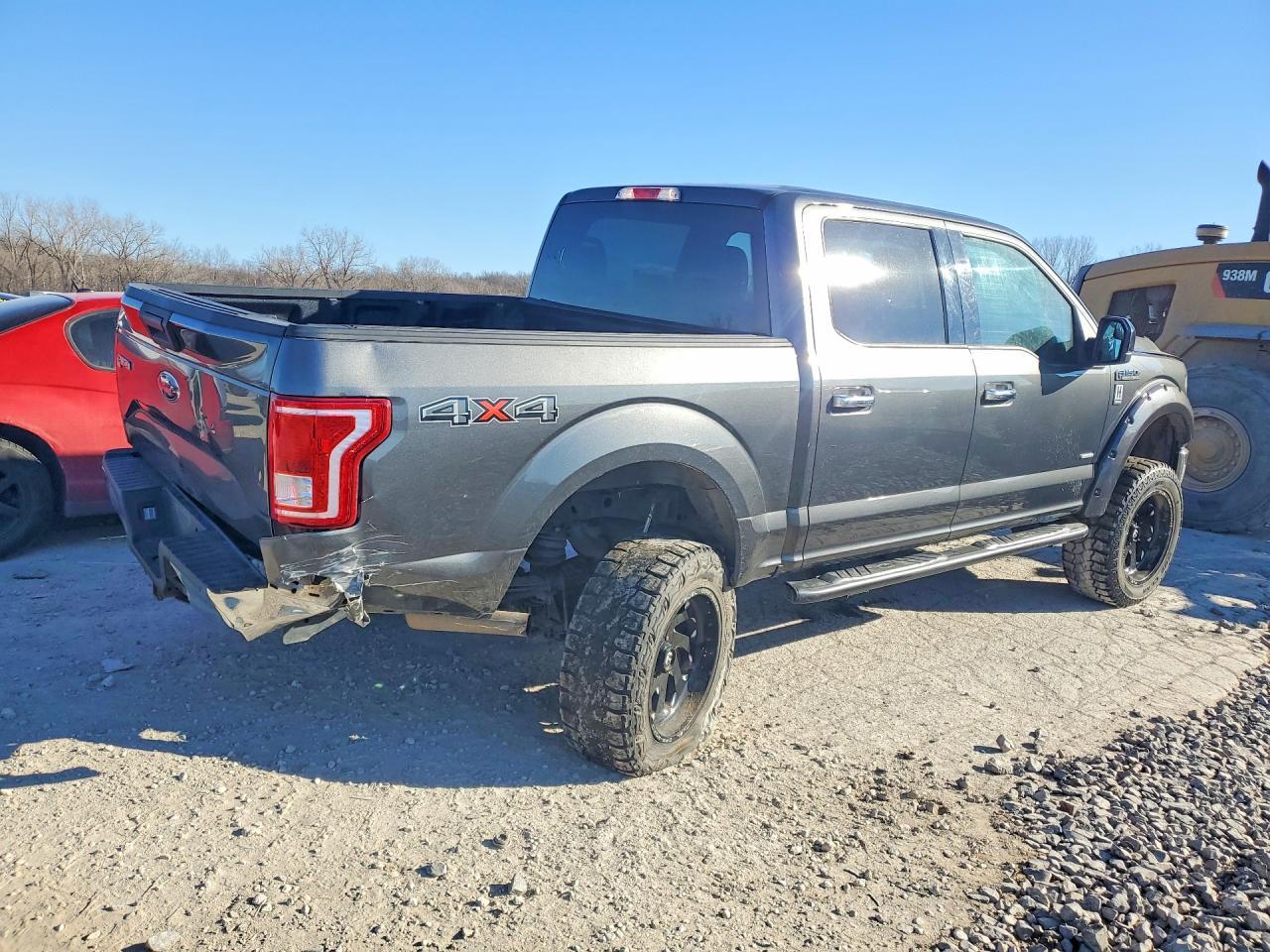 2017 Ford F150 Supercrew - Фото 3