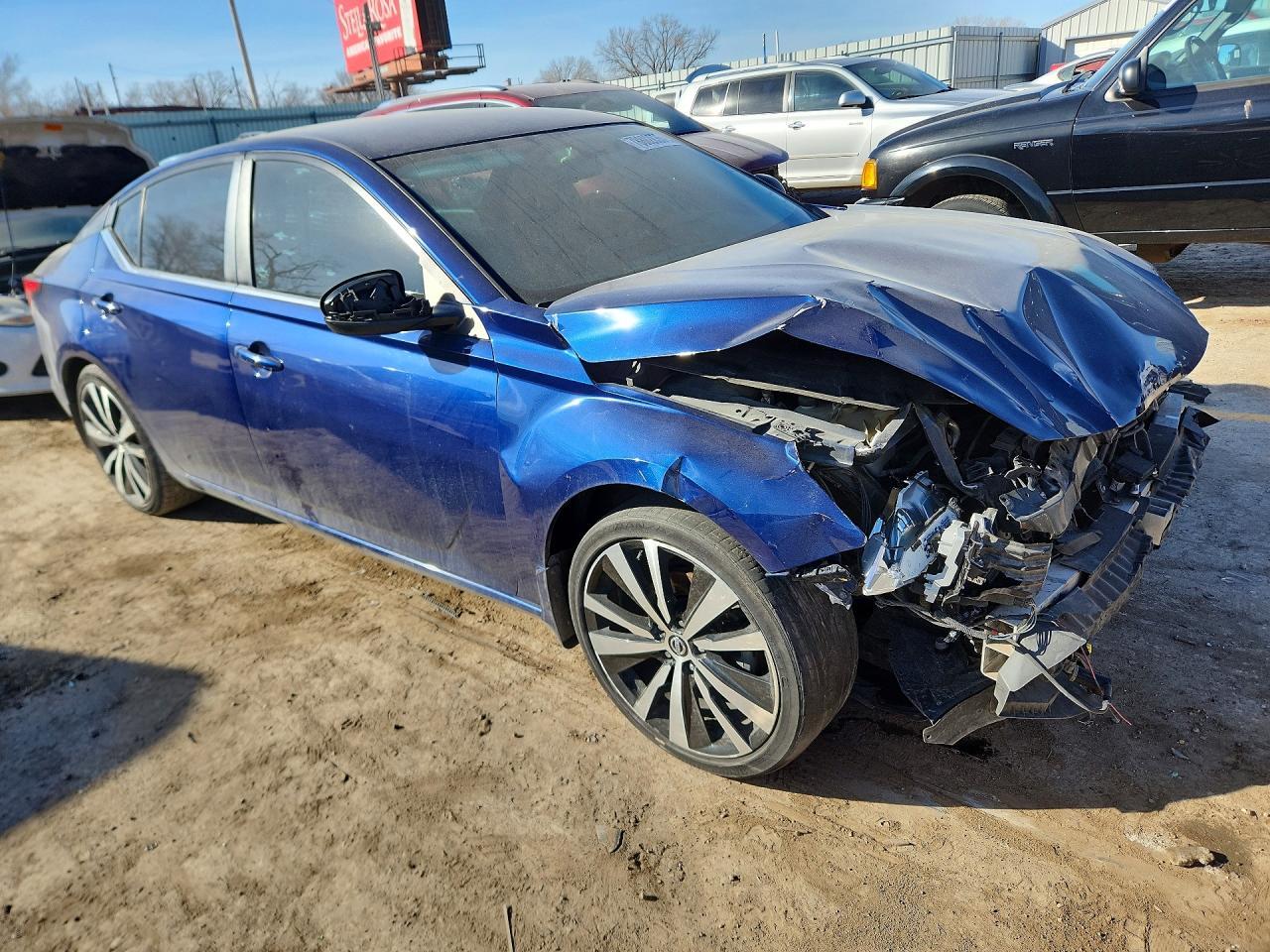 2019 Nissan Altama - Image 4