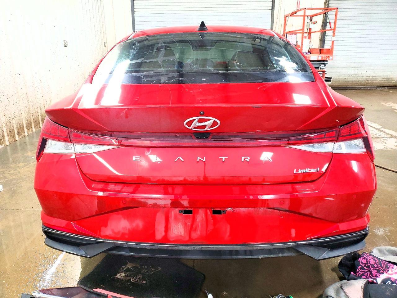 2023 Hyundai Elantra Limited - Фото 6