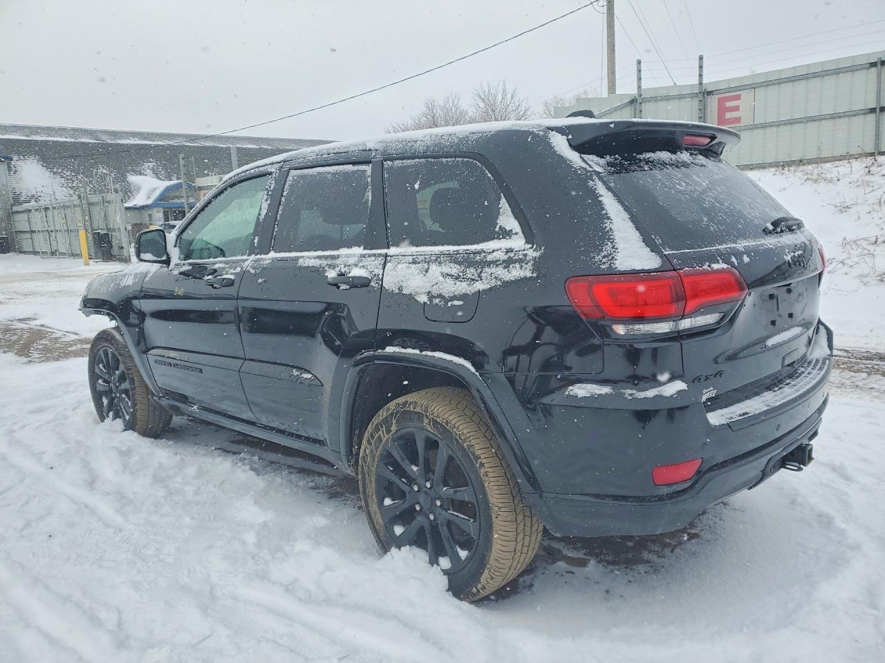 2018 Jeep Grand Cherokee Laredo - Фото 2