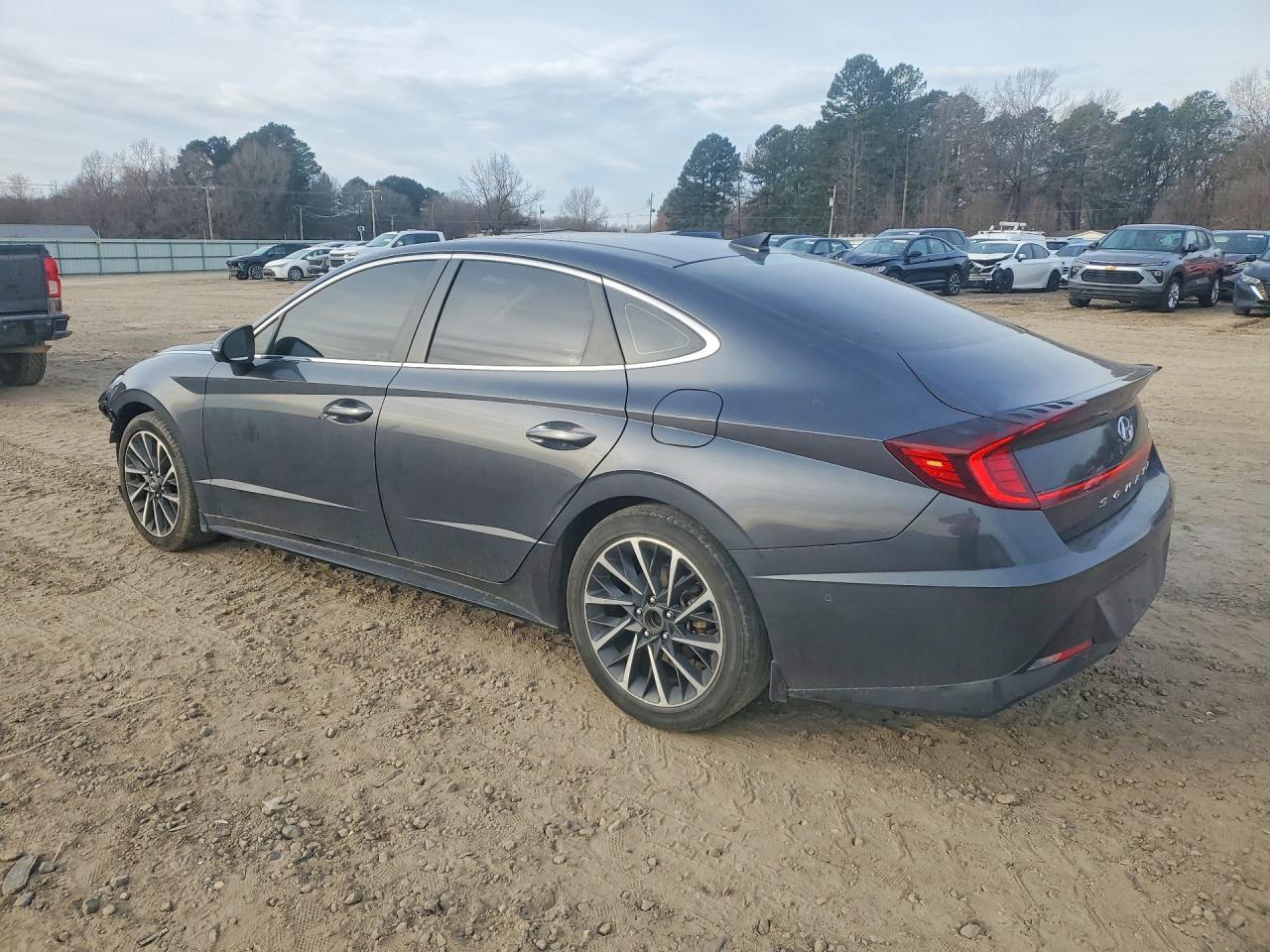 2020 Hyundai Sonata Limited - Image 2