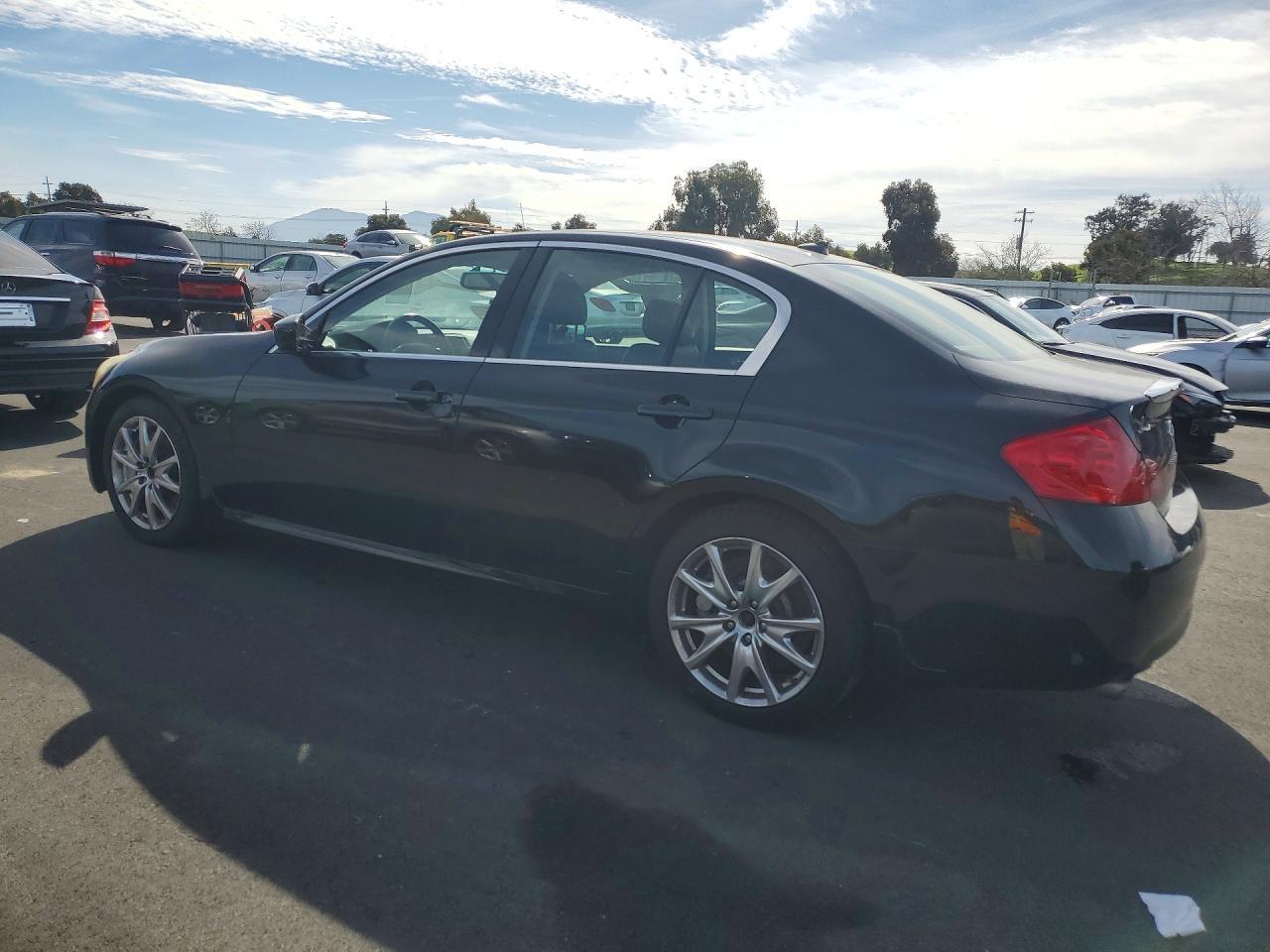 2009 Infinity G37 Sedan Base - Фото 2