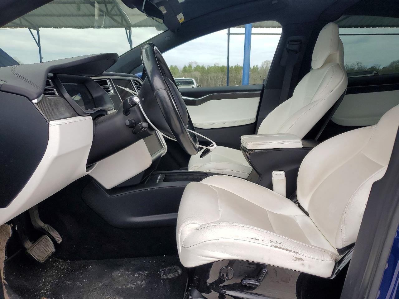 2016 Tesla Model X - Фото 7