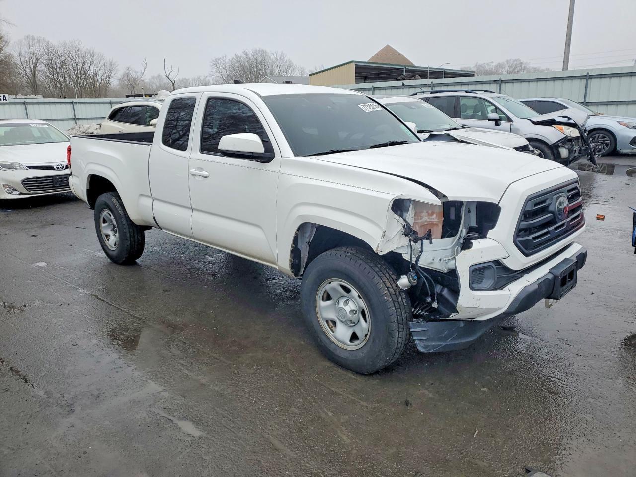 2018 Toyota Tacoma - Фото 4