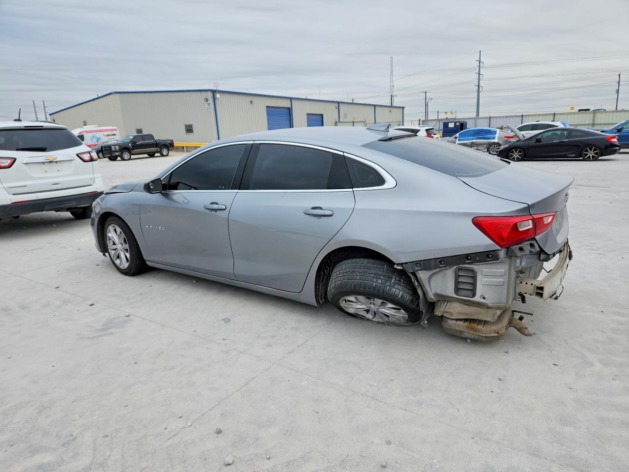 2024 Chevrolet Malibu Lt - Image 2