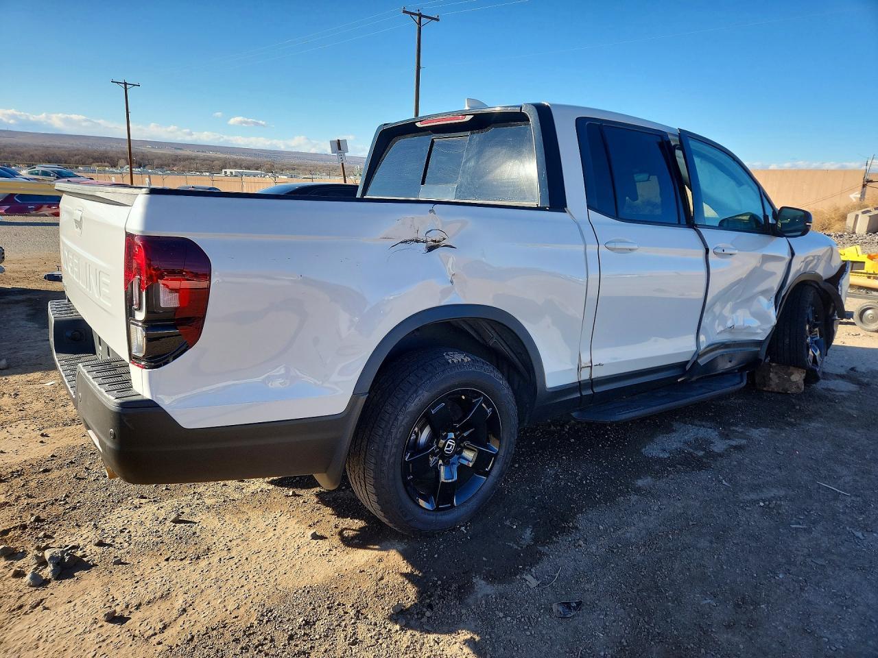 2025 Honda Ridgeline Black Edition - Image 3