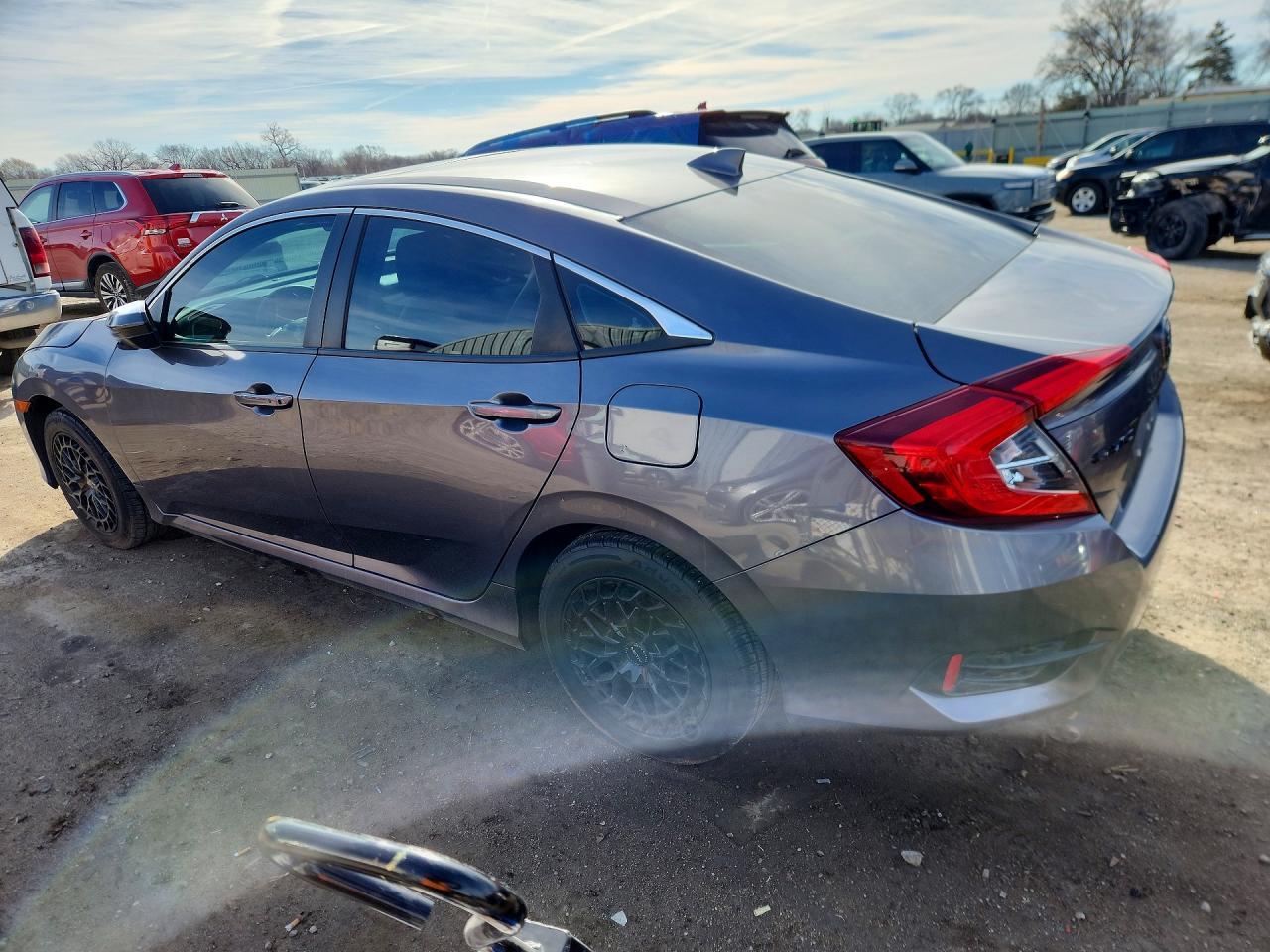 2018 Honda Civic Ex - Фото 2