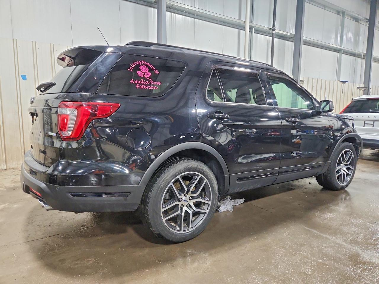 2019 Ford Explorer Sport - Фото 3