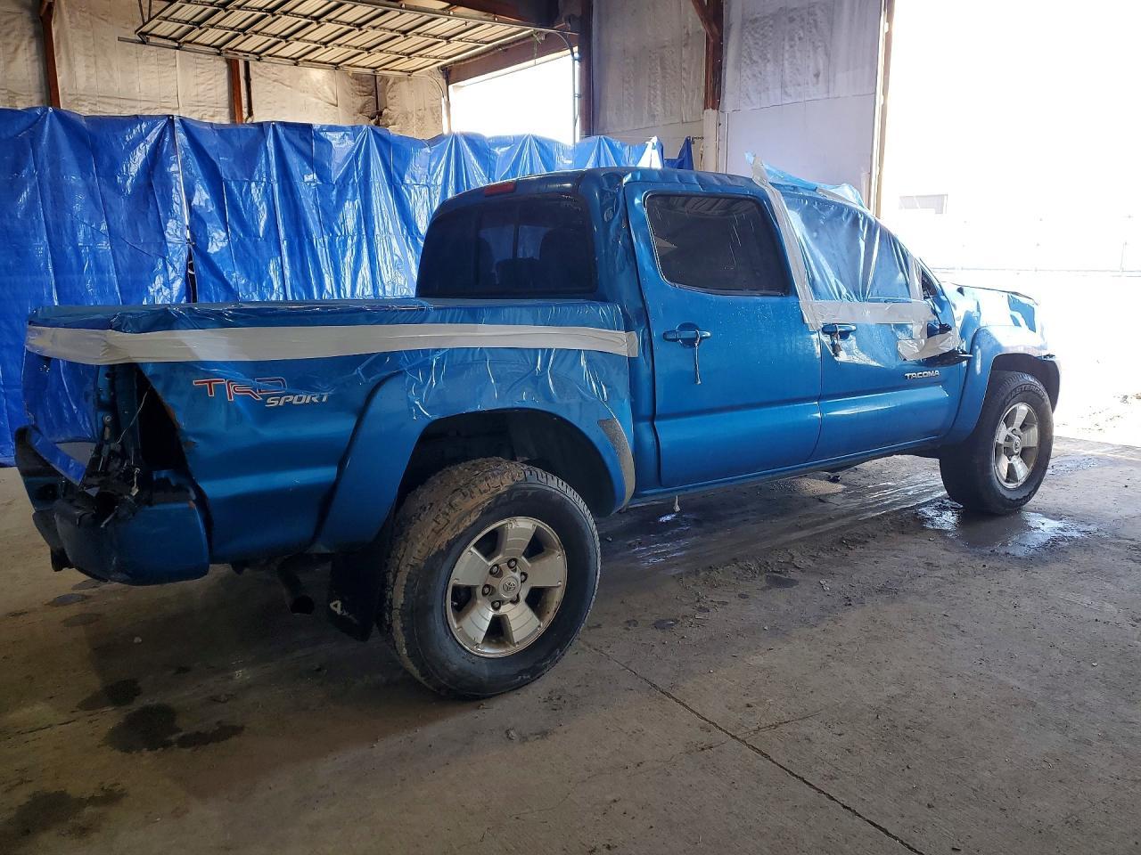 2011 Toyota Tacoma Double Cab - Фото 3
