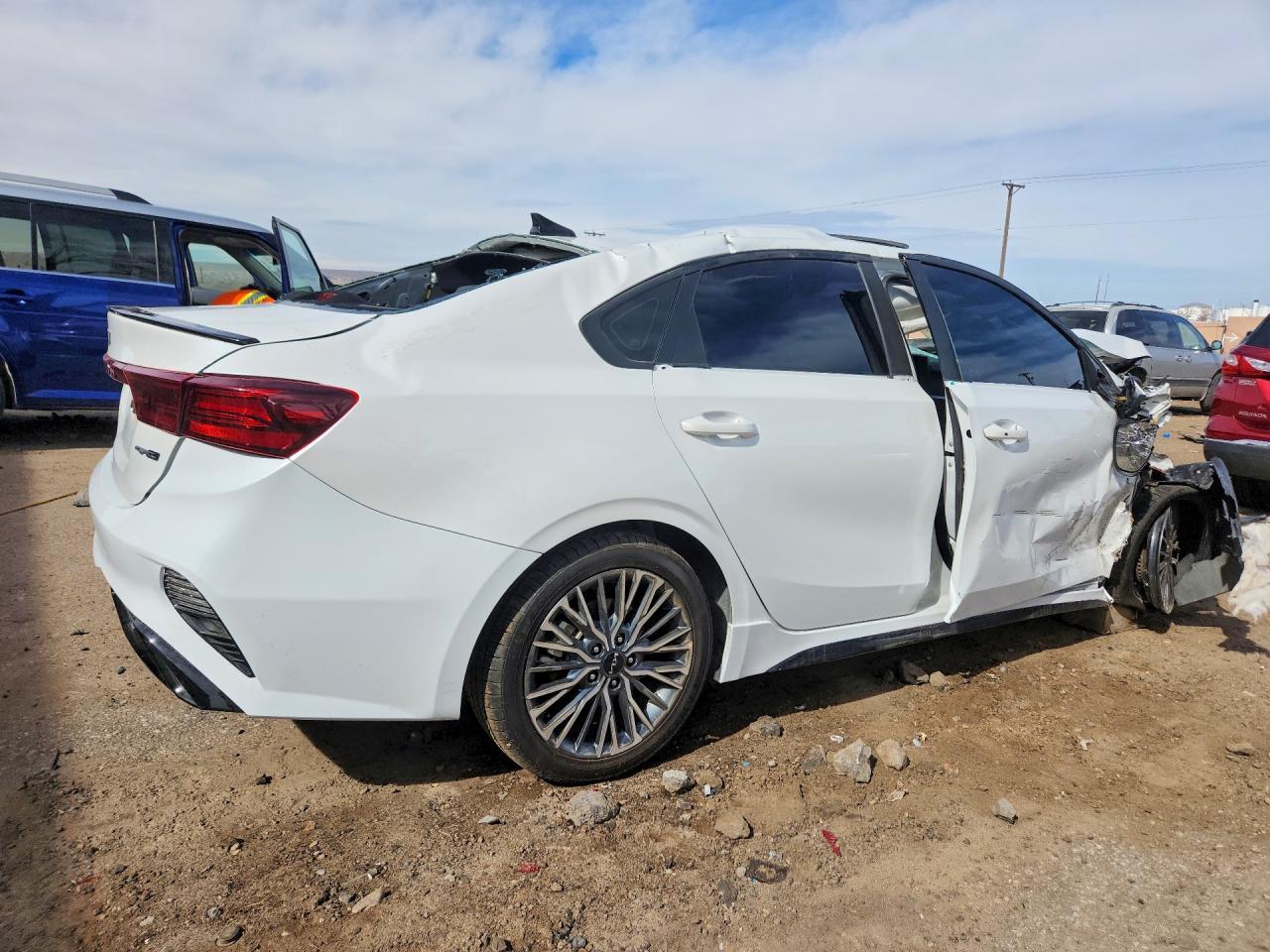 2024 Kia Forte Gt-Line - Фото 3