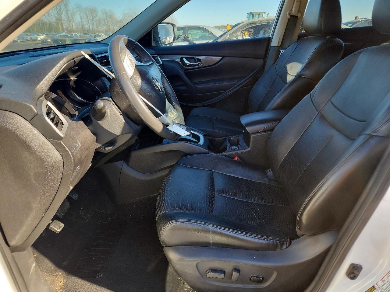 2015 Nissan Rogue S - Фото 7